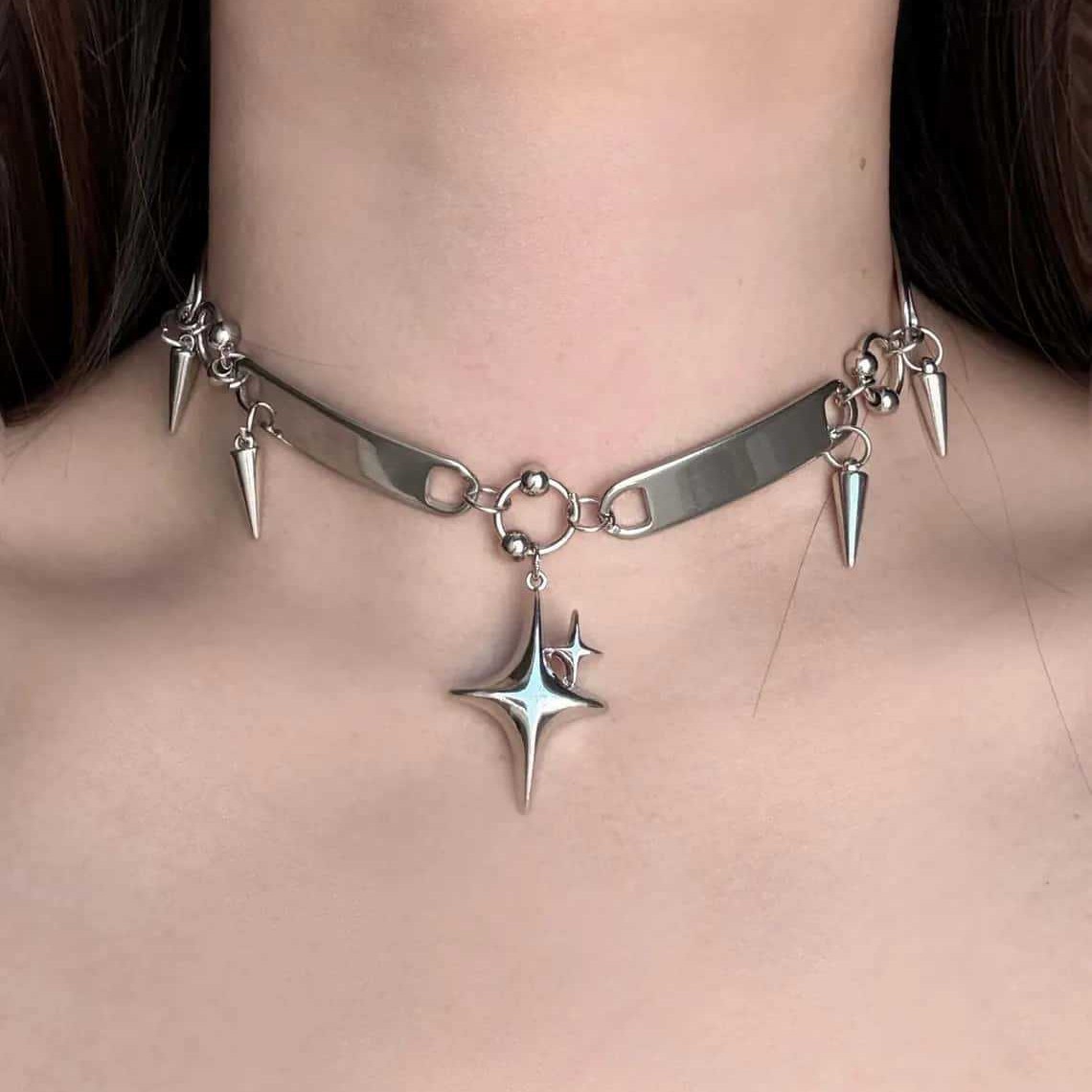Women'S Accessories Designer - قلادة نسائية بتصميم نجمة بانك مرصعة،