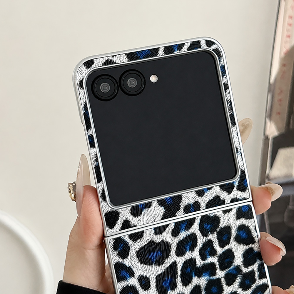 حافظة هاتف قابلة للطي بطبعة جل - مراجعة Women'S Accessories Designer وسعره