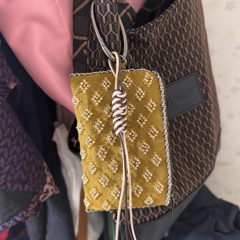 حقائب يد ومحافظ نسائية كورية ص - مراجعة Women Accessories Box وسعره