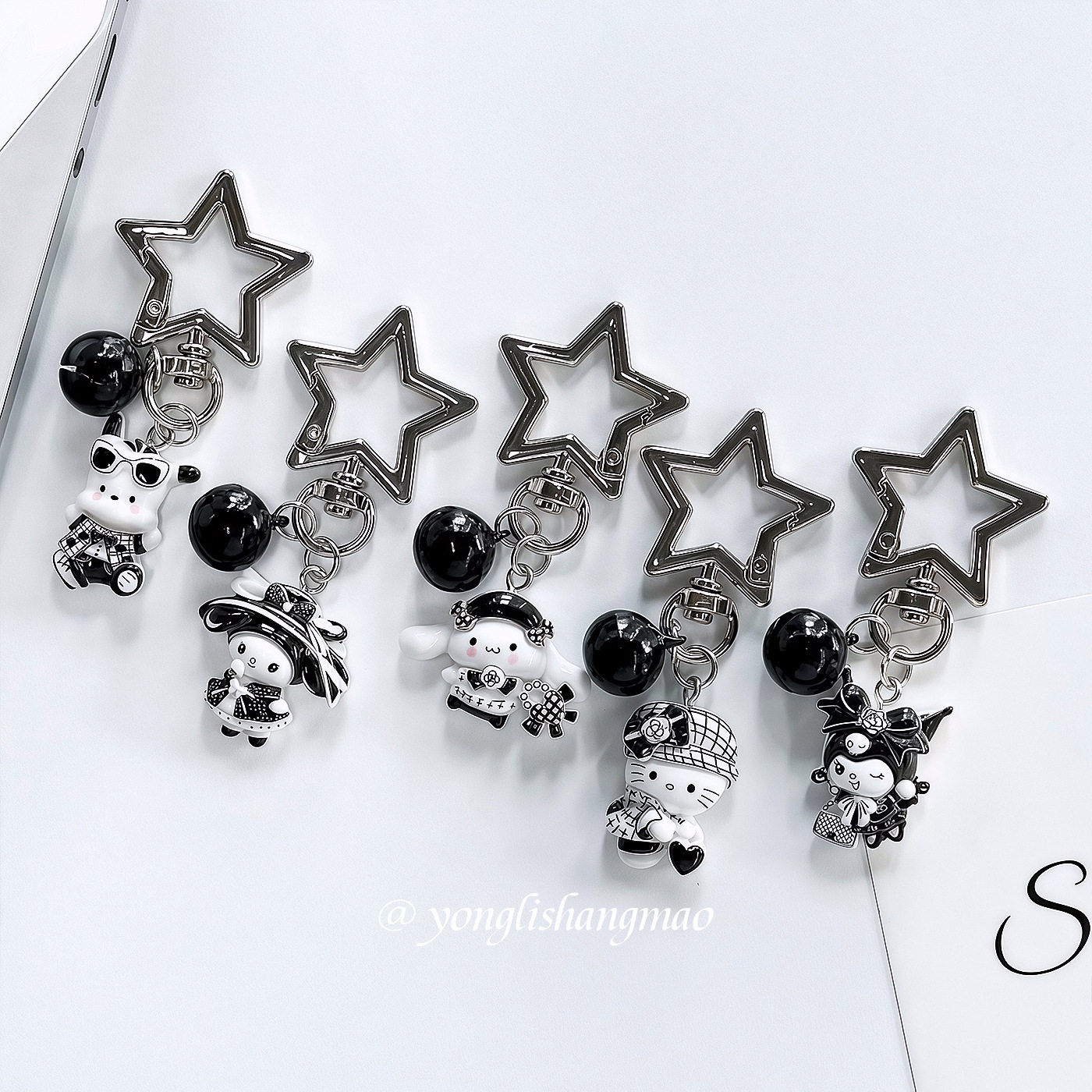 سلسلة مفاتيح كلاسيكية بتصميم Y - مراجعة Women'S Key Accessories وسعره